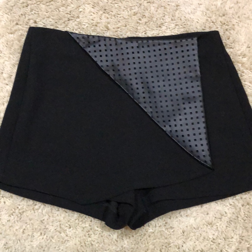 BCBG Skort
